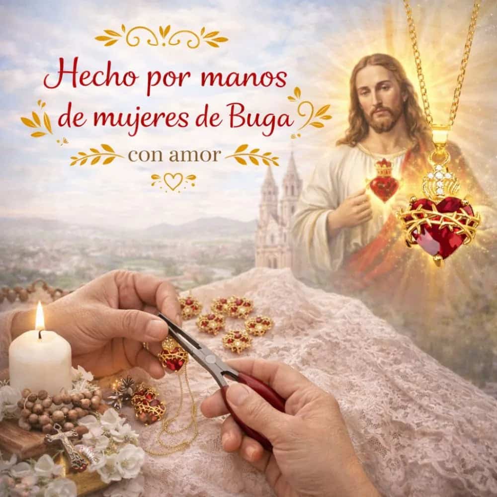 COLLAR SAGRADO CORAZÓN DE JESÚS + CAJA DE REGALO